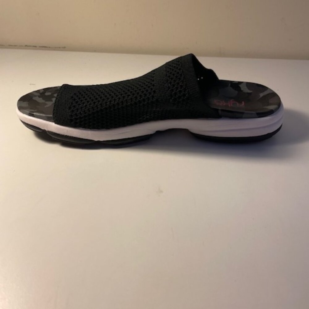 Ryka Women's Desi Sandal - Picture 4 of 5